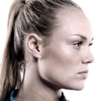 Esther van der L Esther van der L