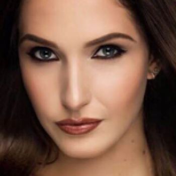 Danielle vd H