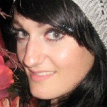 Suzanne R